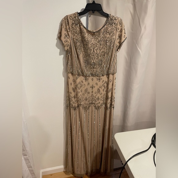 Dresses & Skirts - Adrianna Papell bridesmaid dress